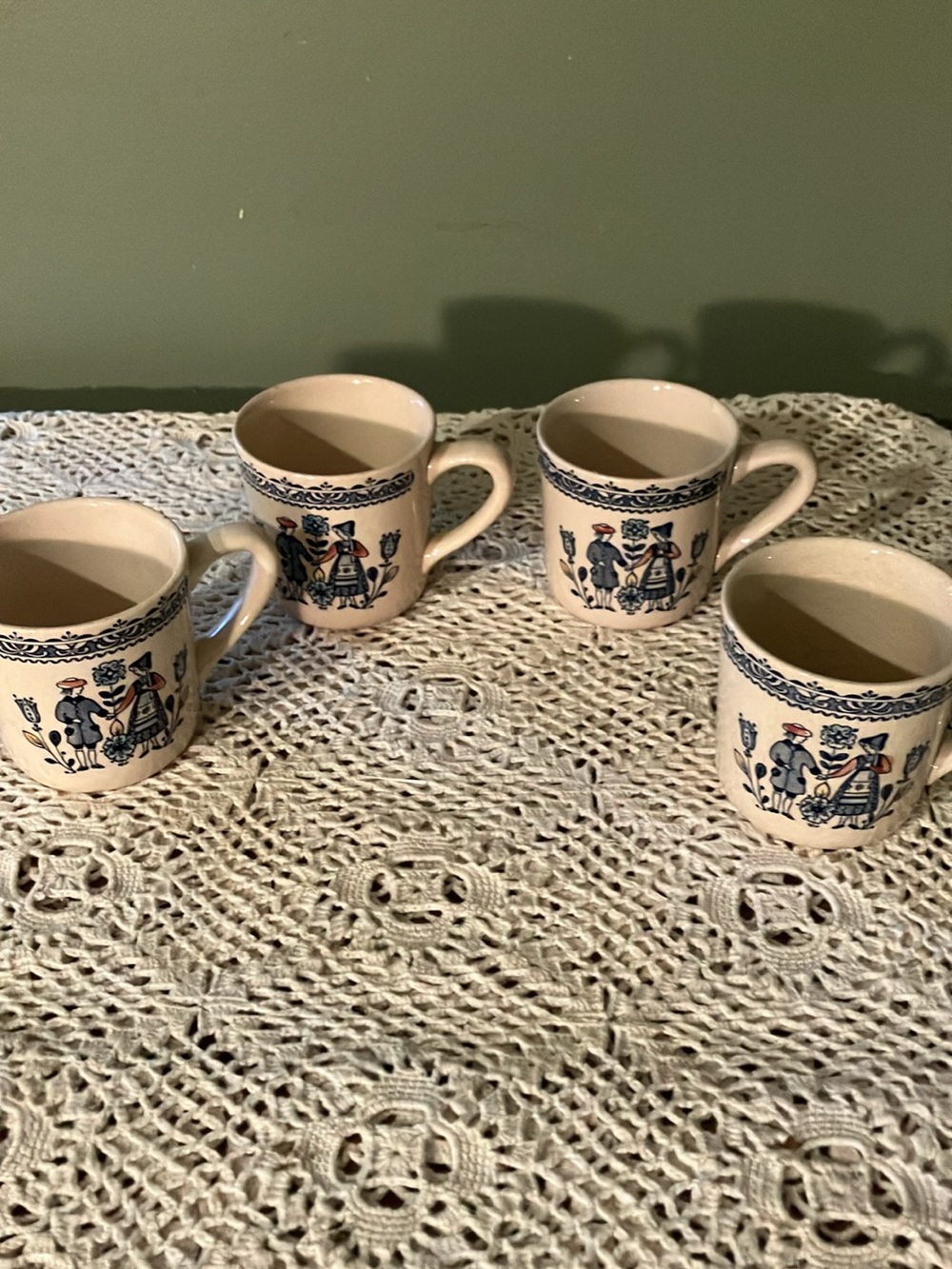 Vtg Staffordshire Johnson Brothers Hearts & Flowers Coffee Mugs Lot 4